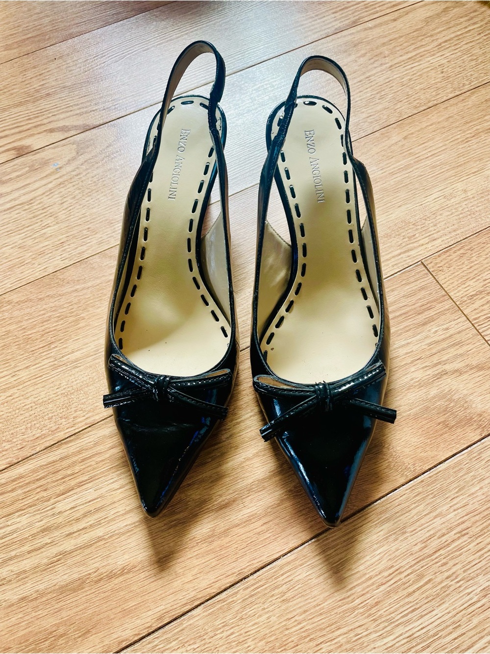 Enzo Angiolini Black Patent Pointed Toe Slingback Pumps with Bow